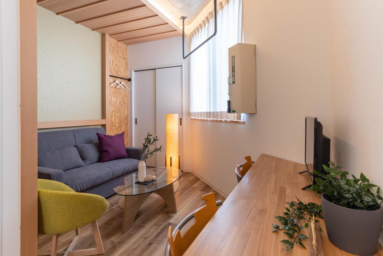 Alla Scuderia Bijou Suites Осака Экстерьер фото